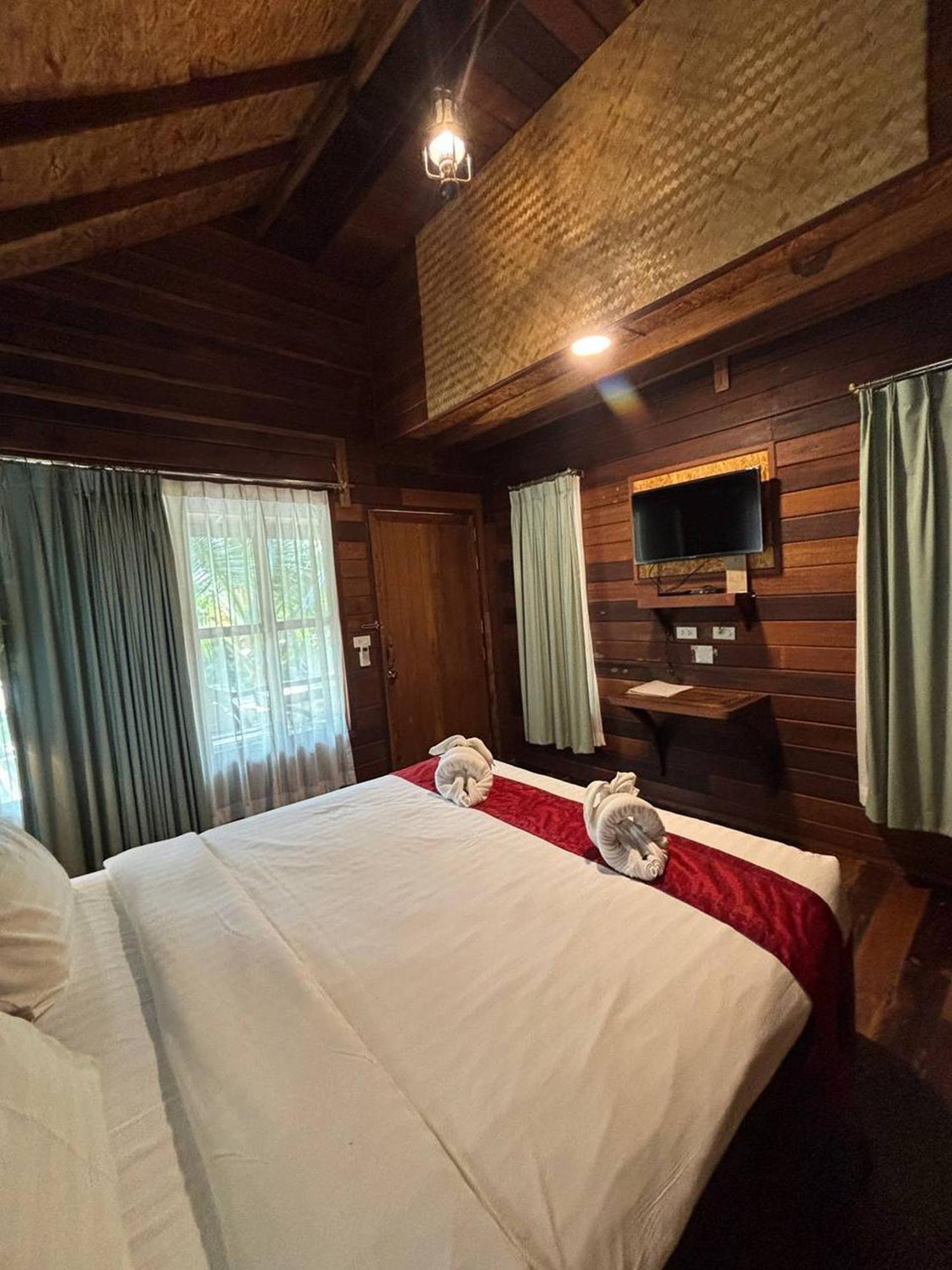 Boutique Village Hotel Ао Нанг Экстерьер фото