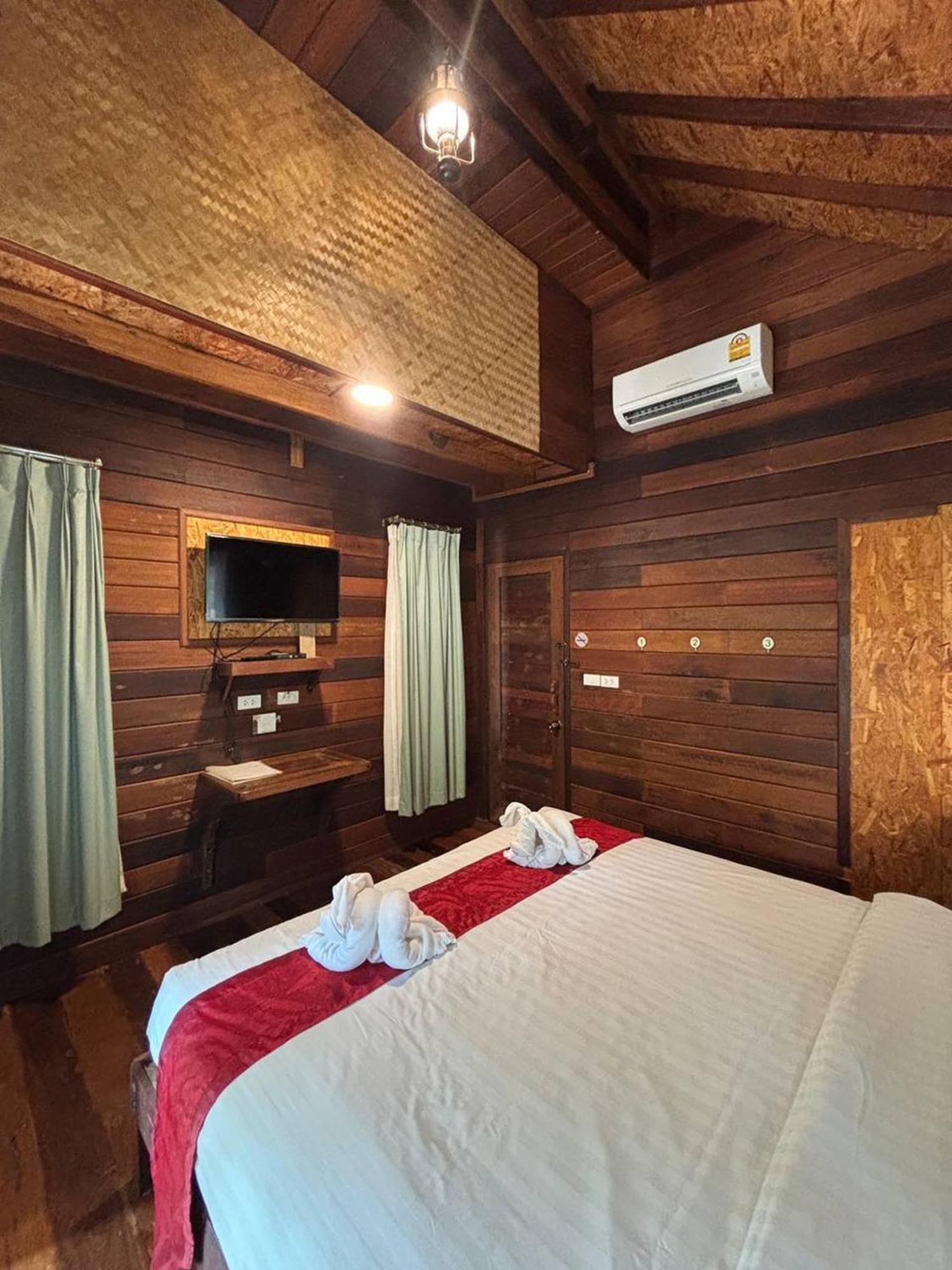 Boutique Village Hotel Ао Нанг Экстерьер фото